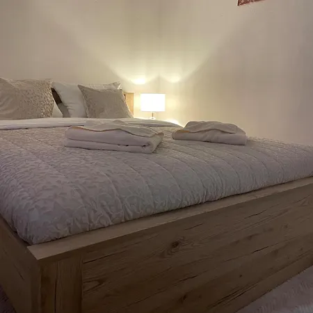 2b Perfect Cosy In Centre * Bratislava